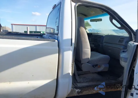 2003 Ford F-250 Xl/Xlt z USA, uszkodzony, nr VIN 3FTNF21L63MB26499